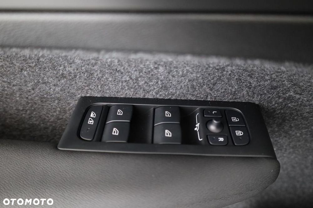 Volvo XC 40 B3 Core - 7