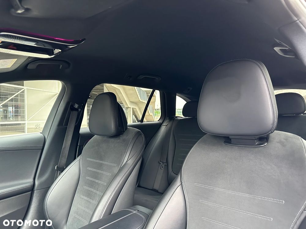 Mercedes-Benz Klasa C 220 d T 9G-TRONIC AMG Line - 37