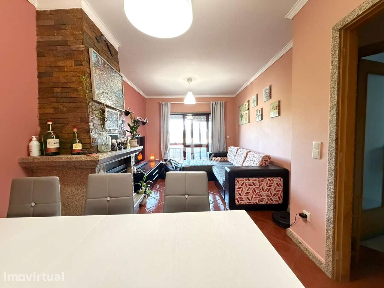Fantástico Apartamento T3 com Garagem Fechada em Malta - Grande imagem: 5/16