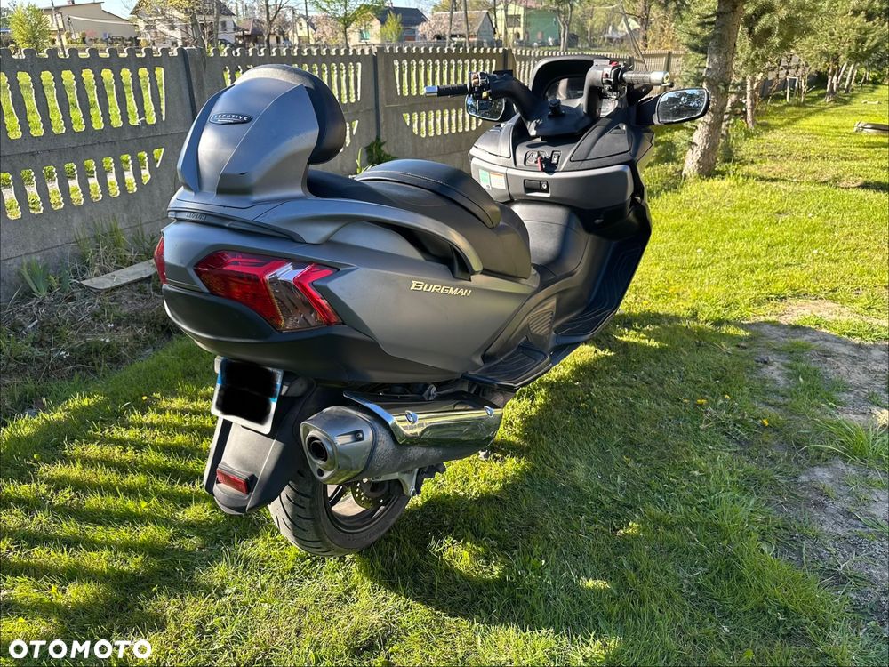 Suzuki Burgman - 5
