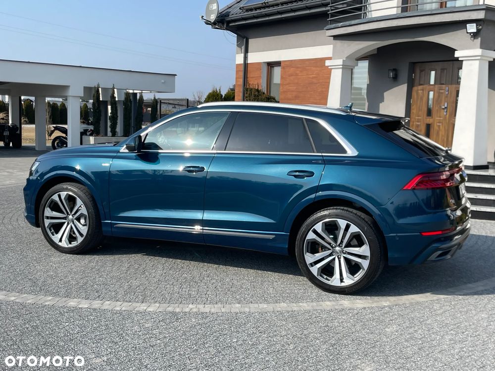 Audi Q8 - 11