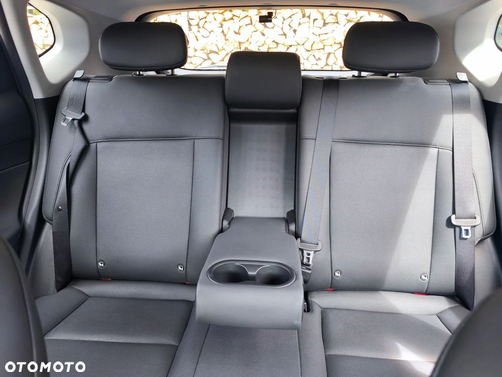 Hyundai Kona 1.6 GDI Hybrid Platinum DCT - 29