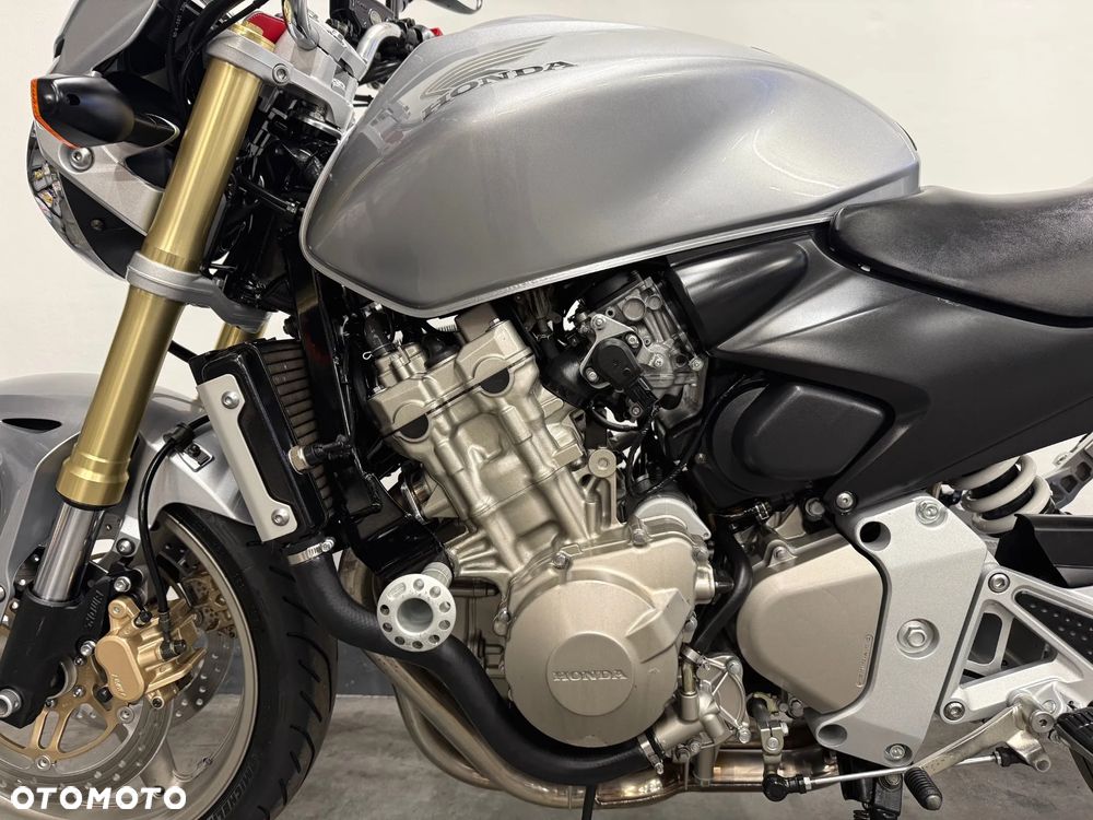 Honda Hornet - 19