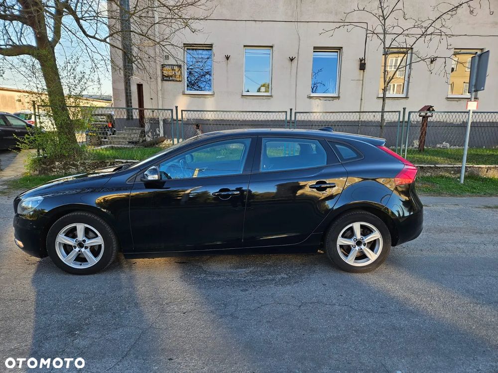 Volvo V40 - 15