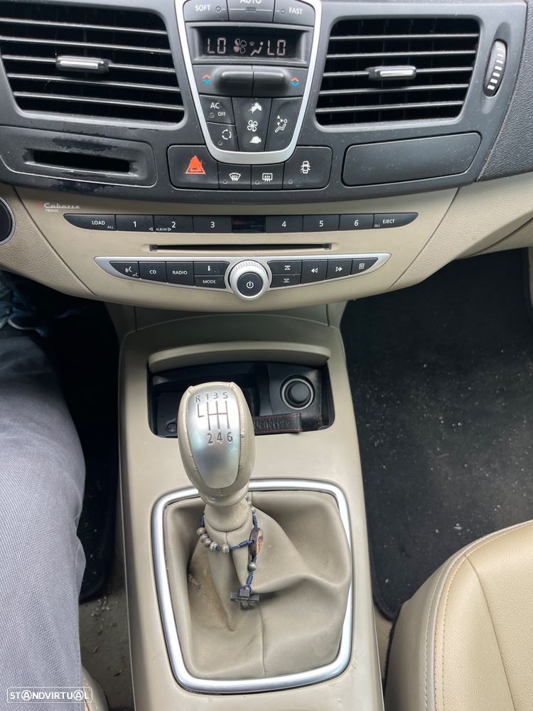 Renault Laguna Break 2.0 dCi Privilège Luxe - 19