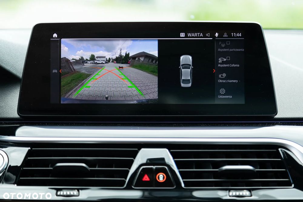 BMW Seria 5 530e - 15