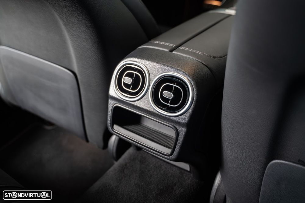 Mercedes-Benz C 300 - 41