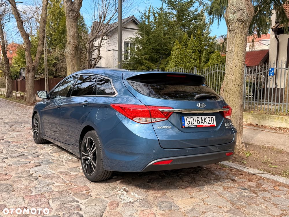 Hyundai i40 i40cw 1.7 CRDi Automatik Fifa World Cup Edition - 6