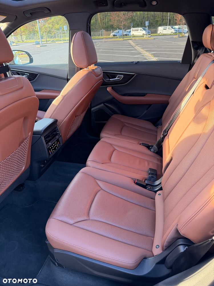 Audi Q7 55 TFSI quattro tiptronic - 9