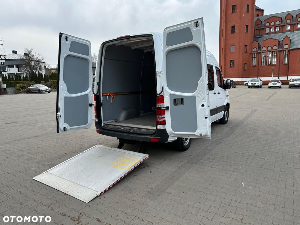 Mercedes-Benz SPRINTER - 22