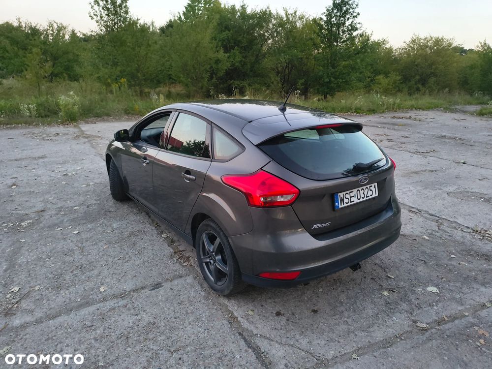 Ford Focus 1.6 Trend - 37
