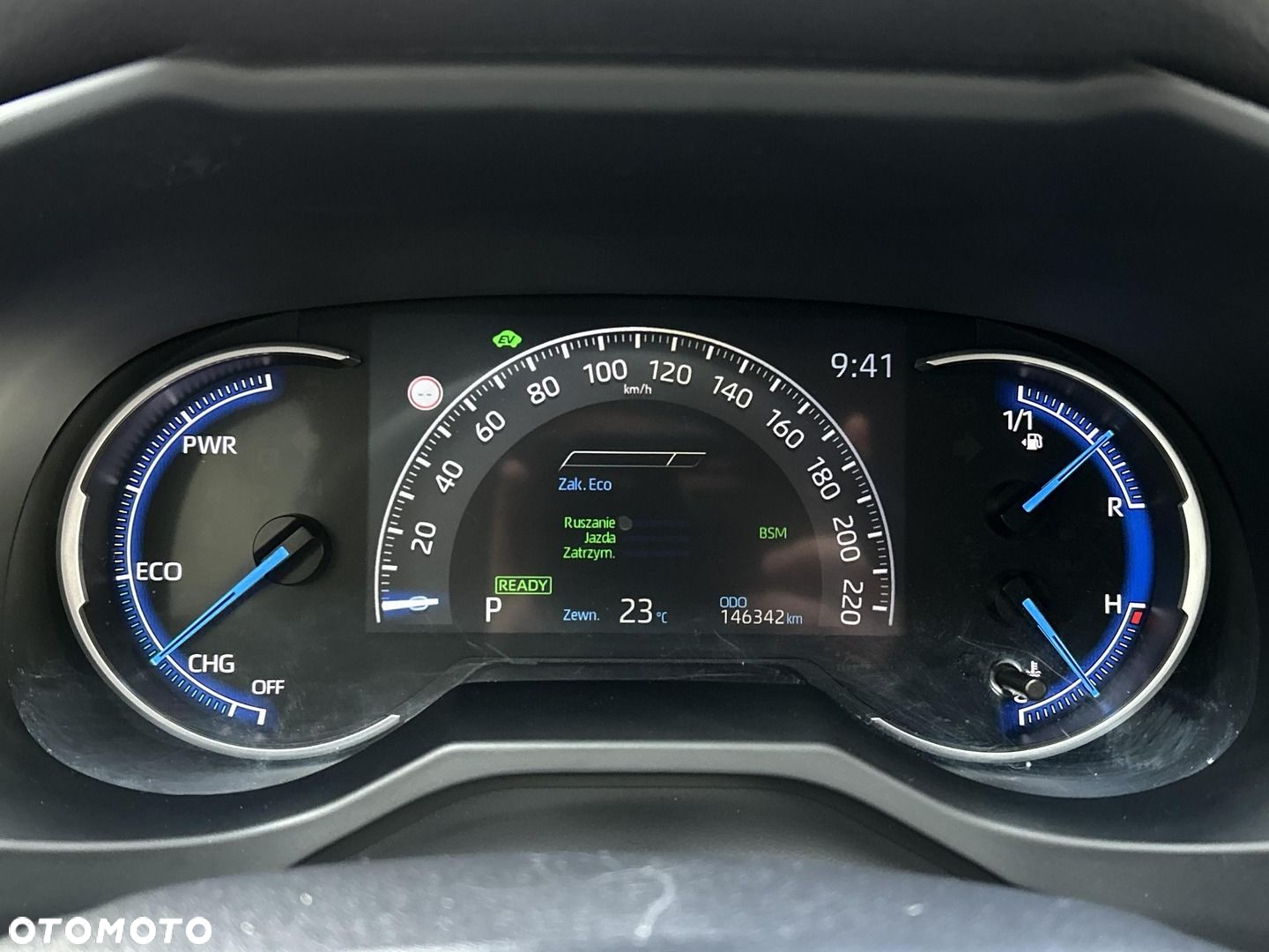Toyota RAV4 - 15