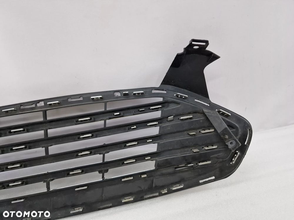 FORD MONDEO MK5 14- ATRAPA / GRILL / KRATKA ŚRODKOWA ZDERZAKA PRZEDNIEGO PRZÓD , NR DS73-8150-J , NR AUKCJI KR87 - 15
