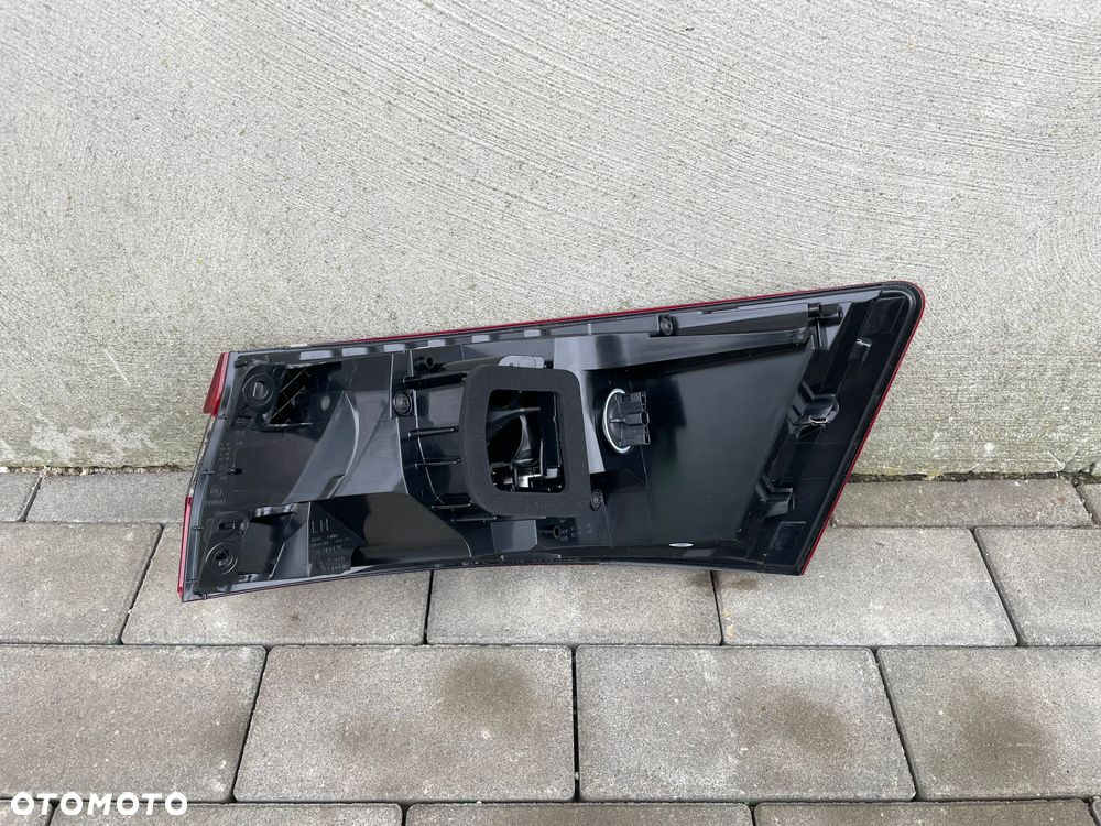 LAMPA TYLNA LEWA SKODA SUPERB III  2015-2019 - NOWA VARROC LED - 2