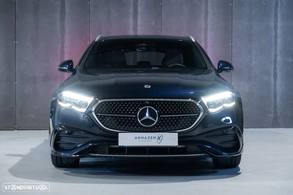Mercedes-Benz E 300 de AMG Line - 3