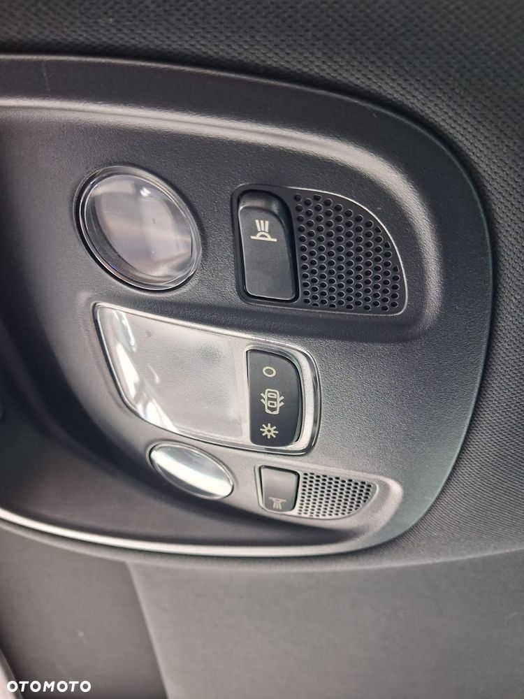 Peugeot 3008 1.6 HDi Premium - 11