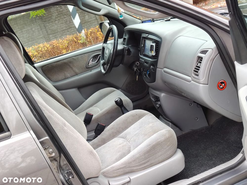 Mazda Tribute 2.0 Comfort - 6