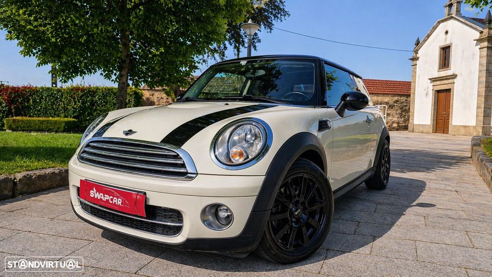 MINI 3 Portas Cooper D - 3
