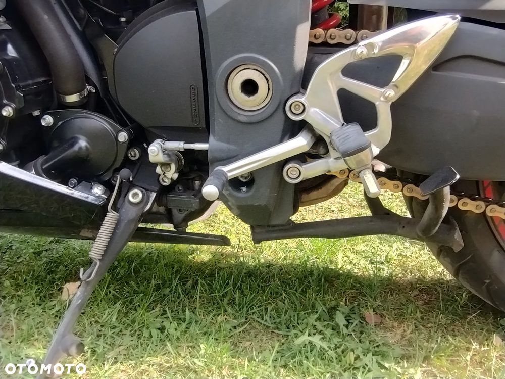 Triumph Sprint - 10