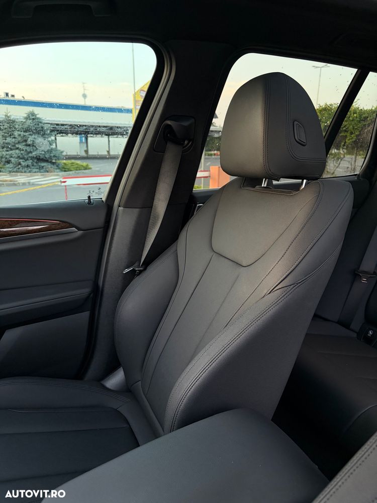 BMW X3 2020 — imagine 12