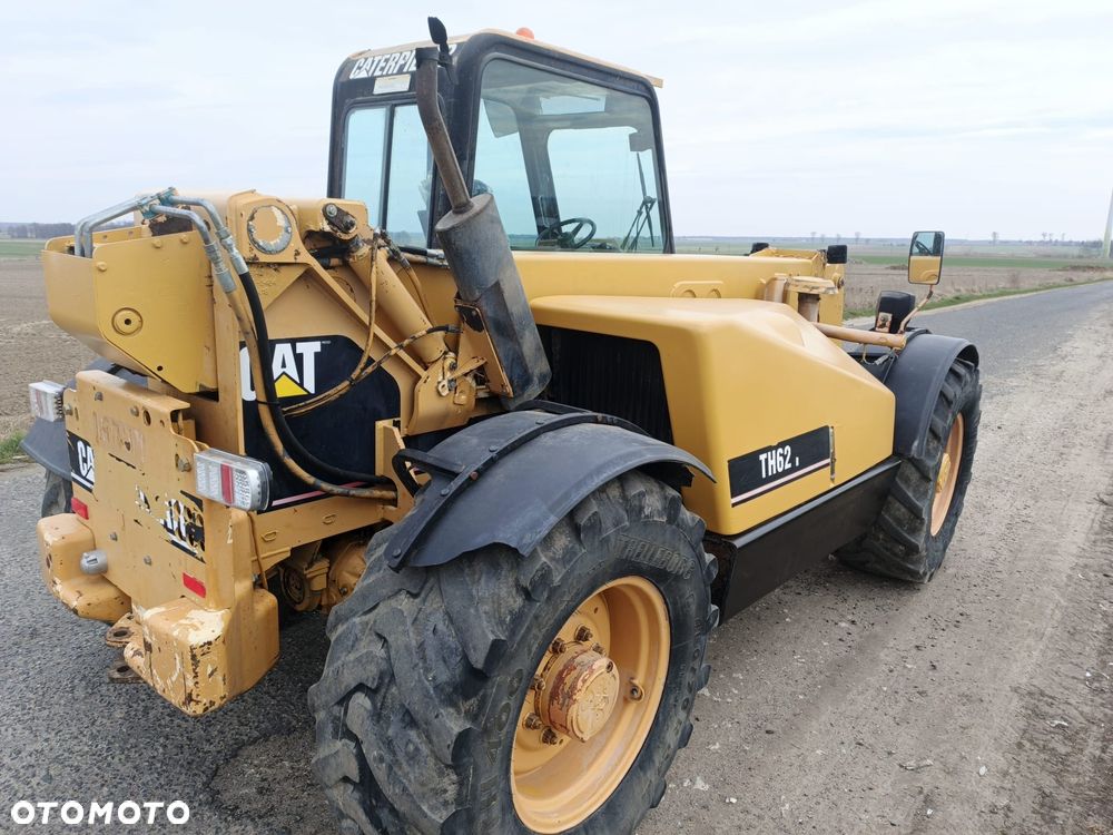 Caterpillar TH62 - 4