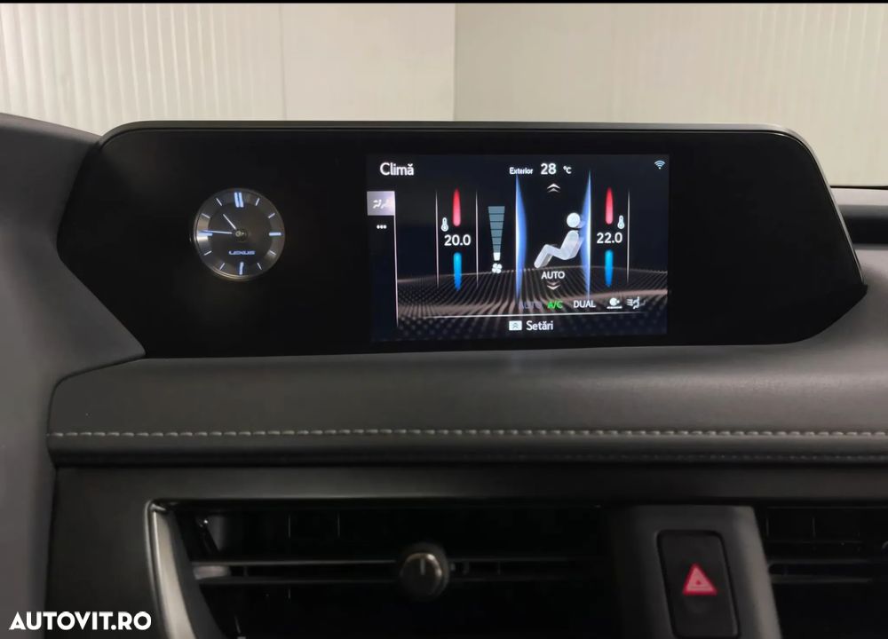 Lexus UX 250h Business Edition - 12