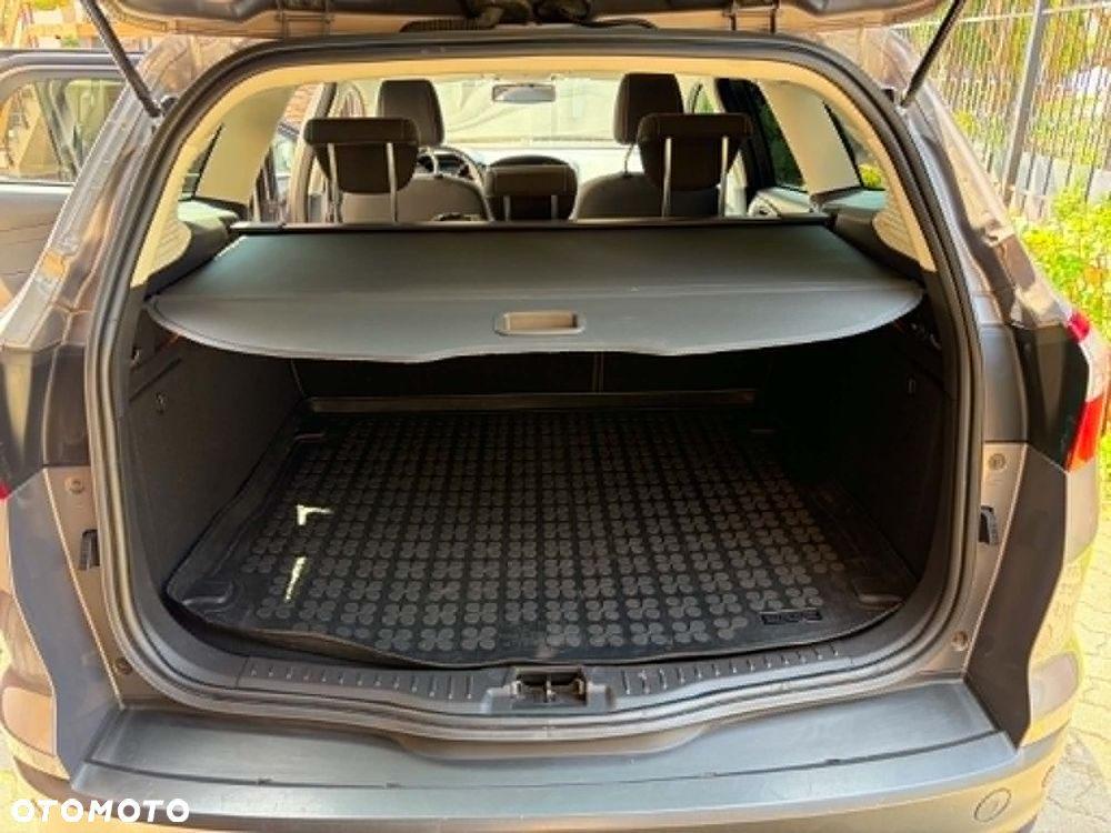 Ford Focus - 10