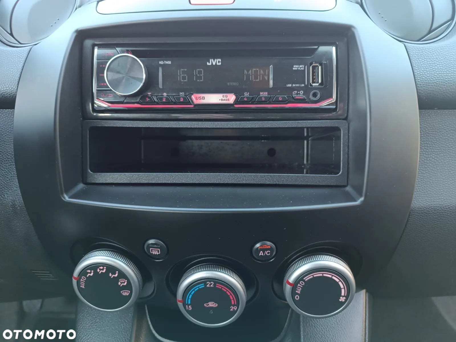Mazda 2 1.3 Comfort - 27