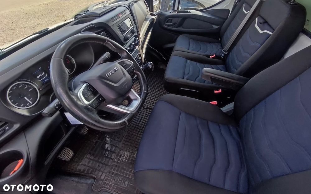 Iveco Daily 3.0 Diesel 180KM 6biegów 35S18 - 12