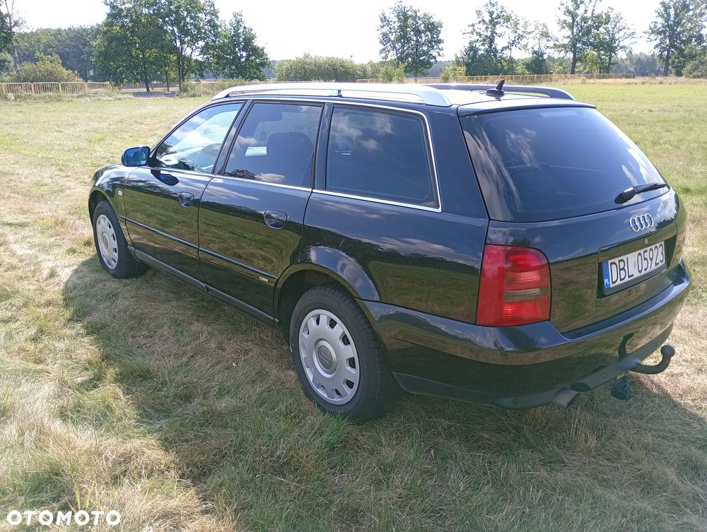 Audi A4 Avant - 5