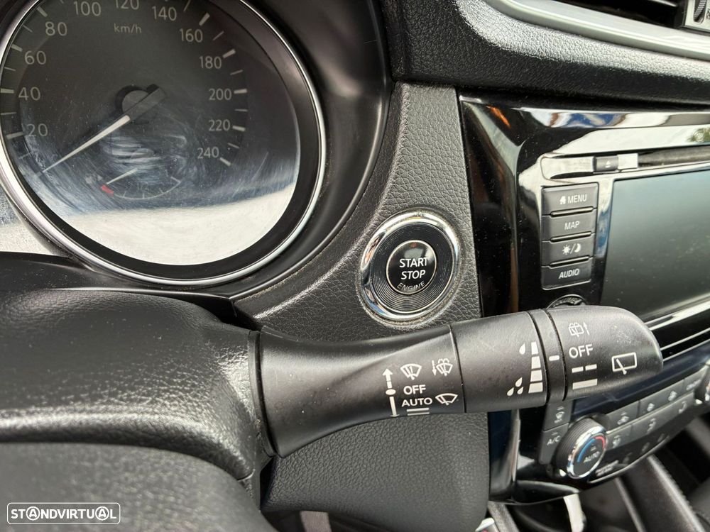 Nissan Qashqai 1.3 DIG-T N-Connecta - 12