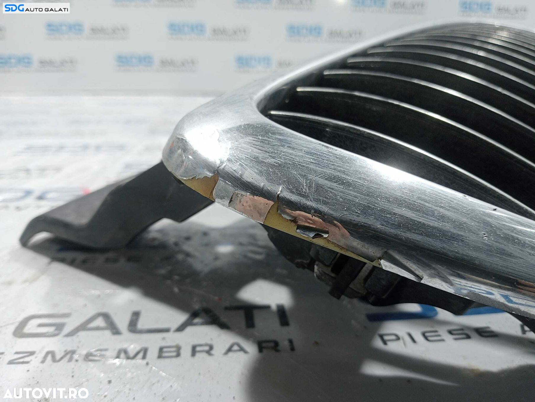 Grila Centrala cu Nara Nari Grile de pe Capota BMW Seria 7 E65 E66 730 Facelift 2005 - 2008 [L4789] - 7