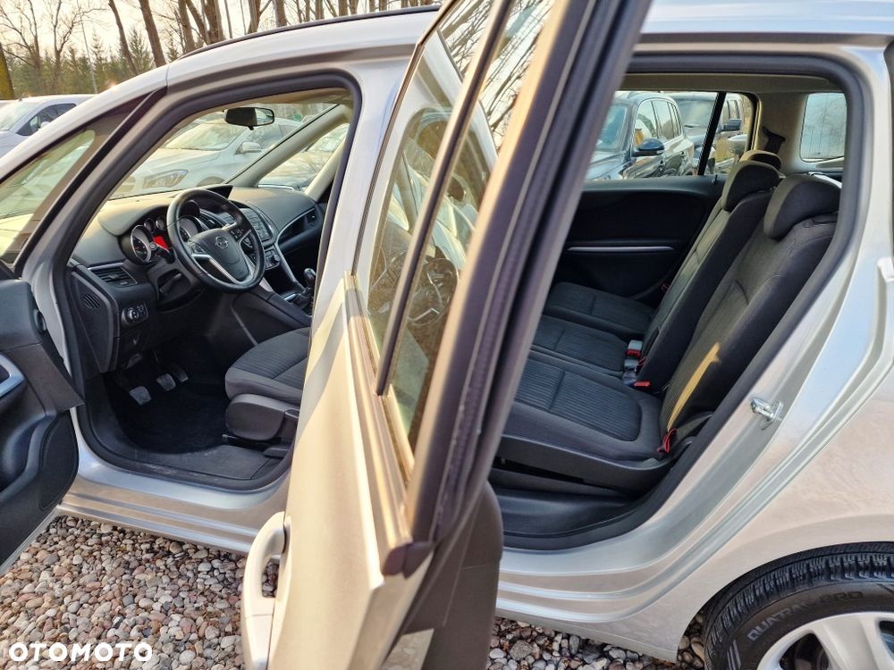 Opel Zafira Tourer 1.4 Turbo Edition - 9