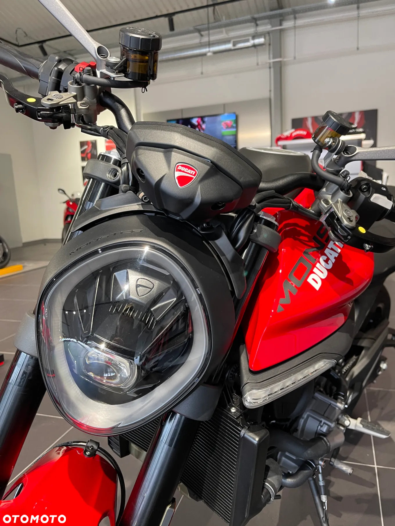 Ducati Monster - 14