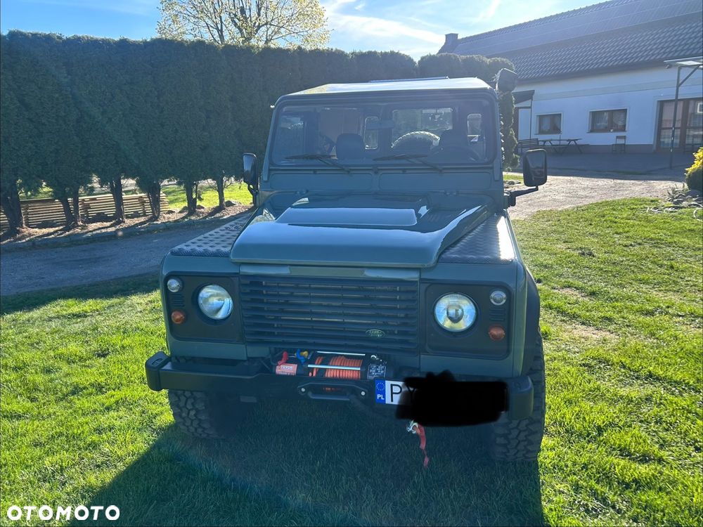 Land Rover Defender - 3