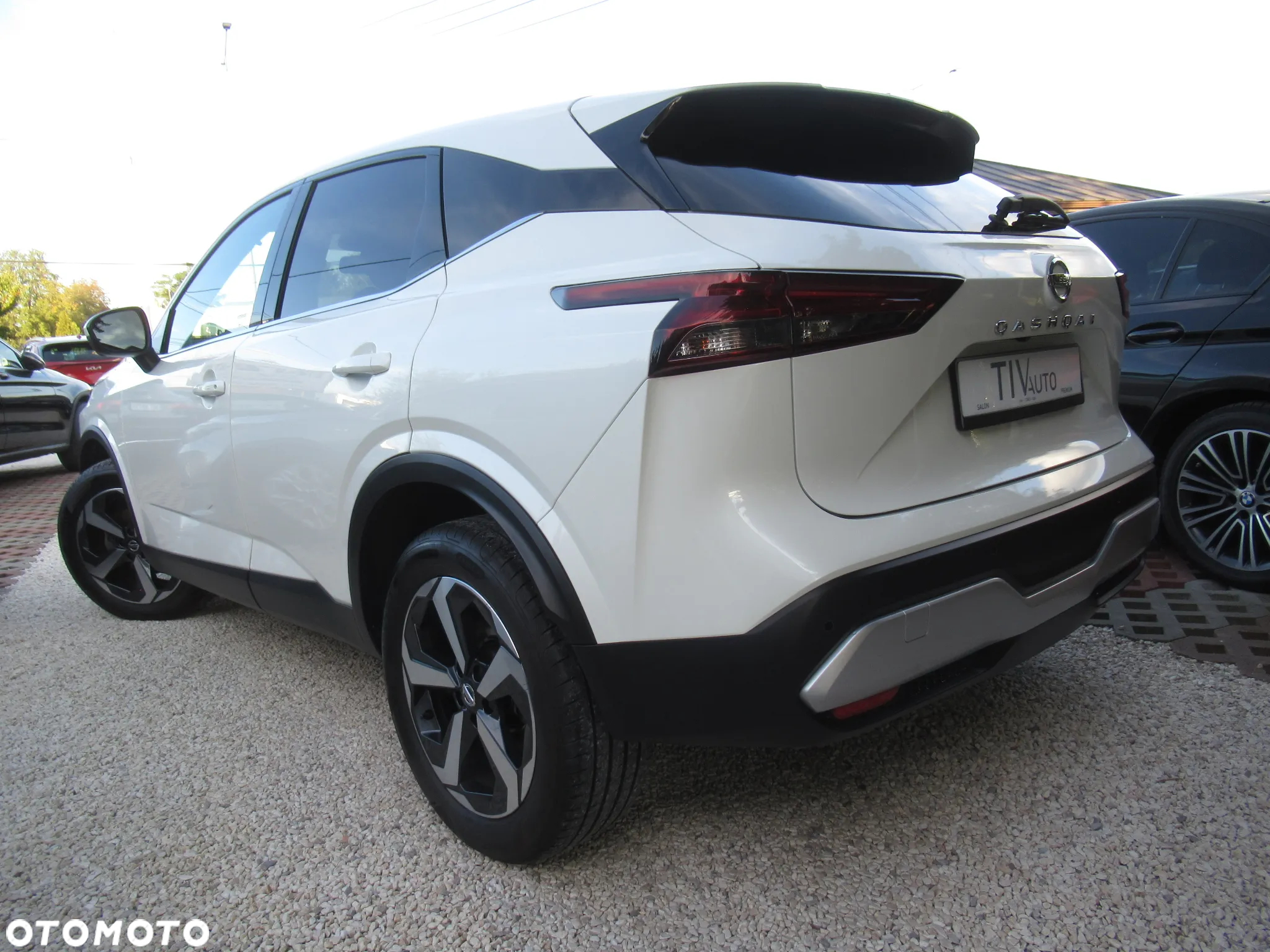 Nissan Qashqai 1.3 DIG-T N-Connecta - 4