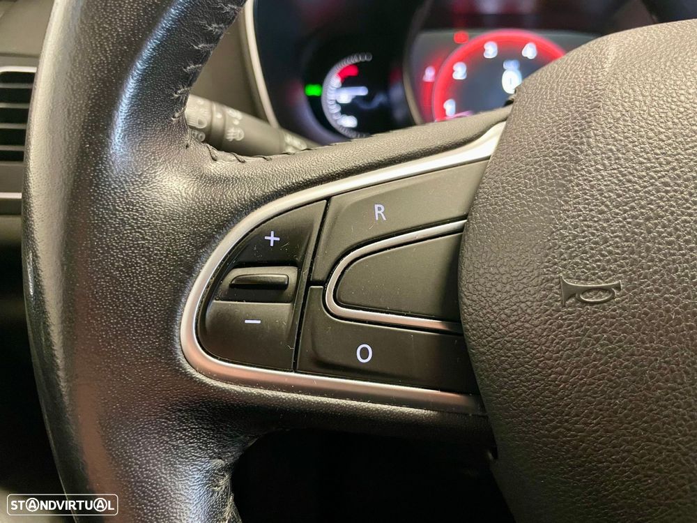 Renault Mégane ENERGY TCe 130 INTENS - 20