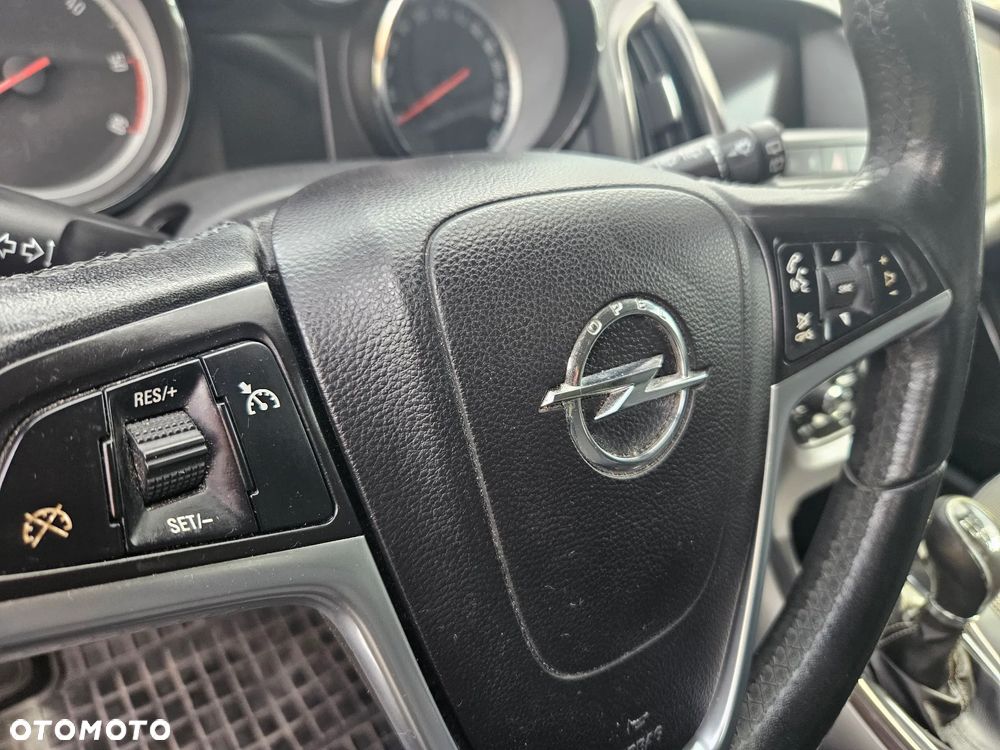 Opel Astra - 12