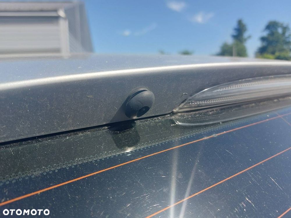SZYBA TYŁ KLAPY BAGAŻNIKA BMW E46 LIFT  KOMBI TOURING - 2