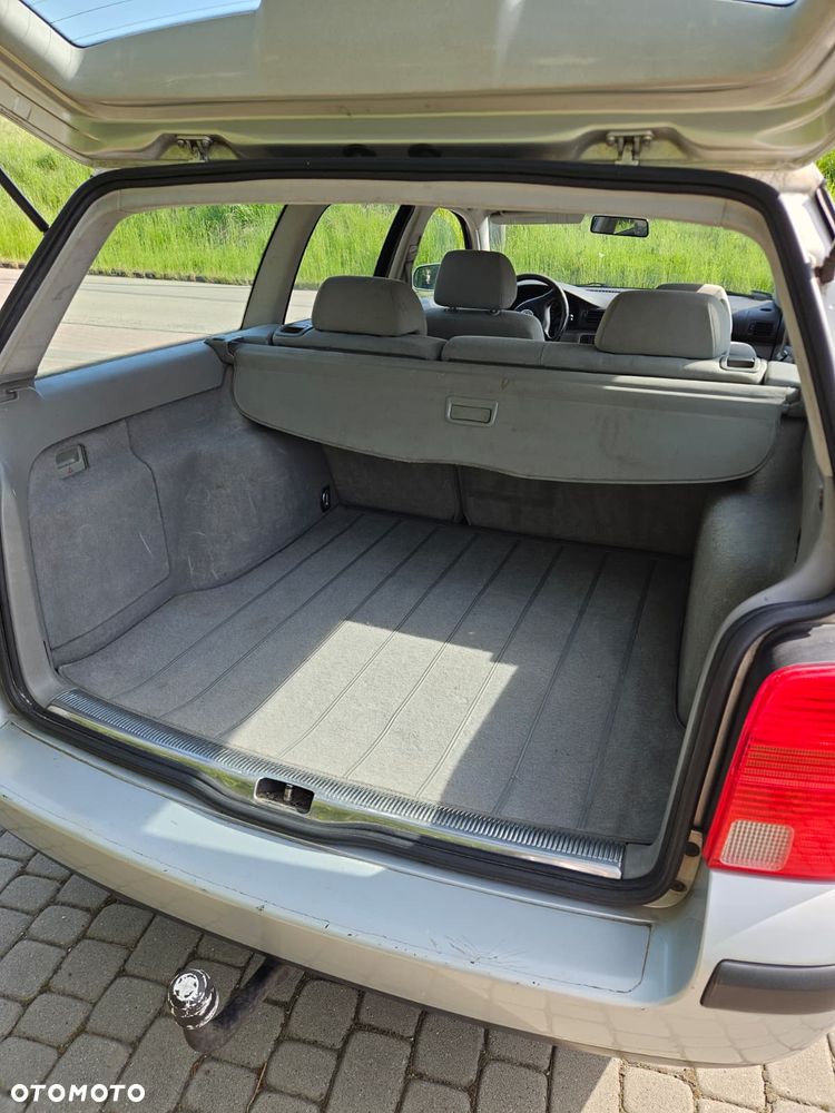 Volkswagen Passat 1.9 TDI CL - 12