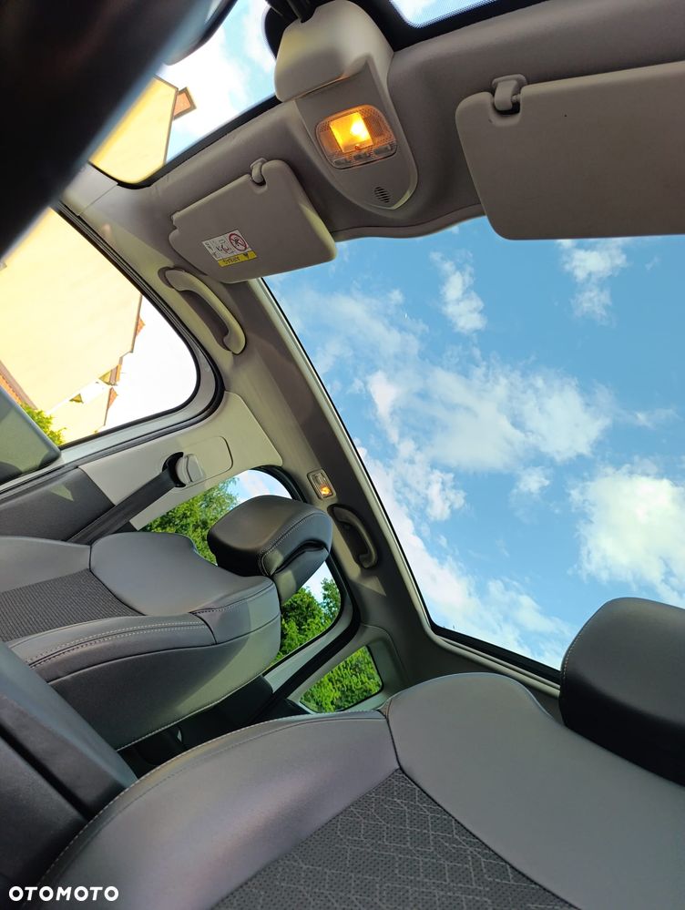 Peugeot 3008 2.0 HDi Allure - 2