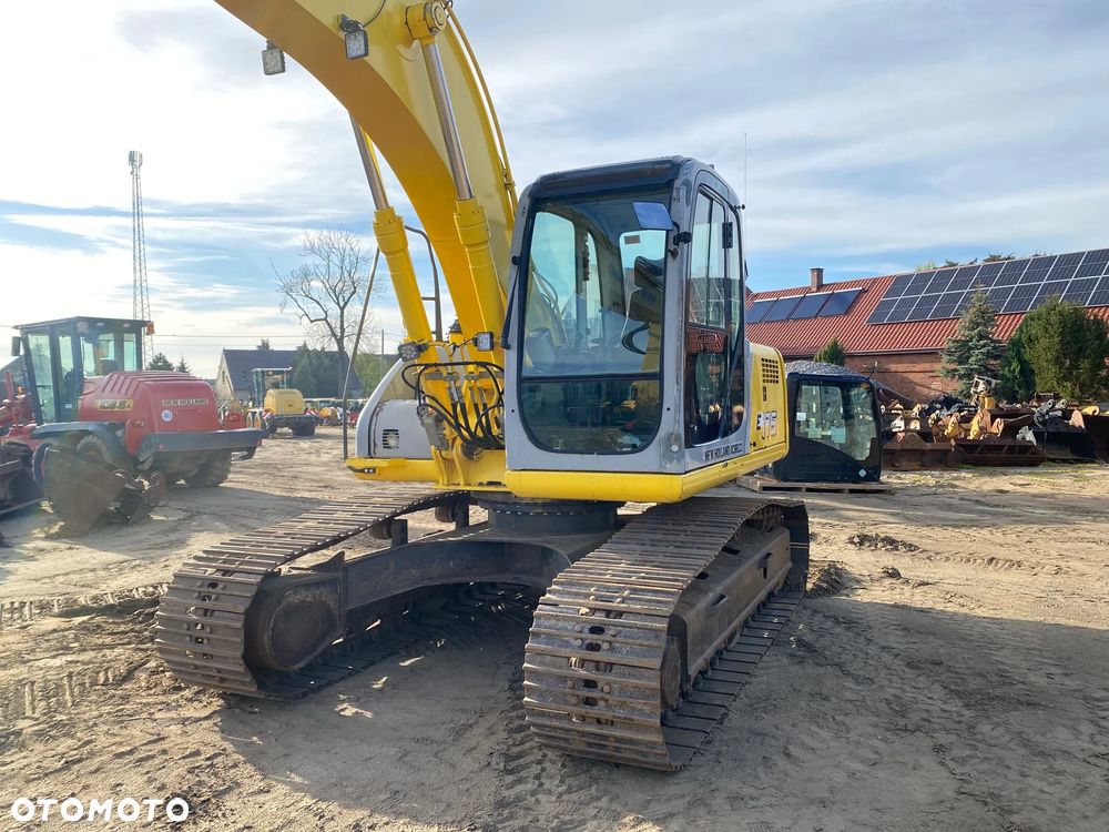 Kobelco NEW HOLLAND E175, 9900 MTH, Z NIEMIEC, PODWOZIE 90% DOBRE, WZOROWO UTRZYMANA - 11