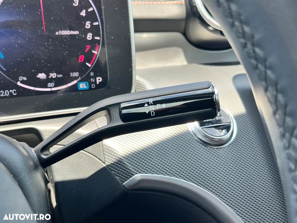 Mercedes-Benz C 300 e 4MATIC PHEV - 19