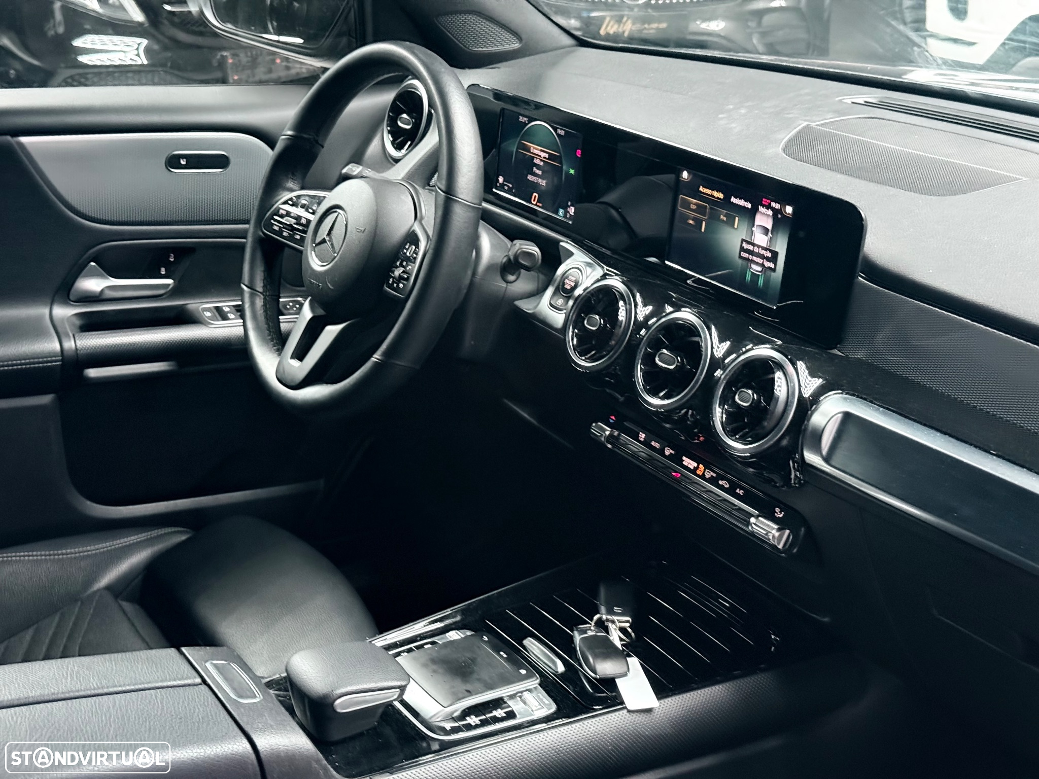 Mercedes-Benz GLB 200 d 4Matic 8G-DCT EDITION 2022 - 20