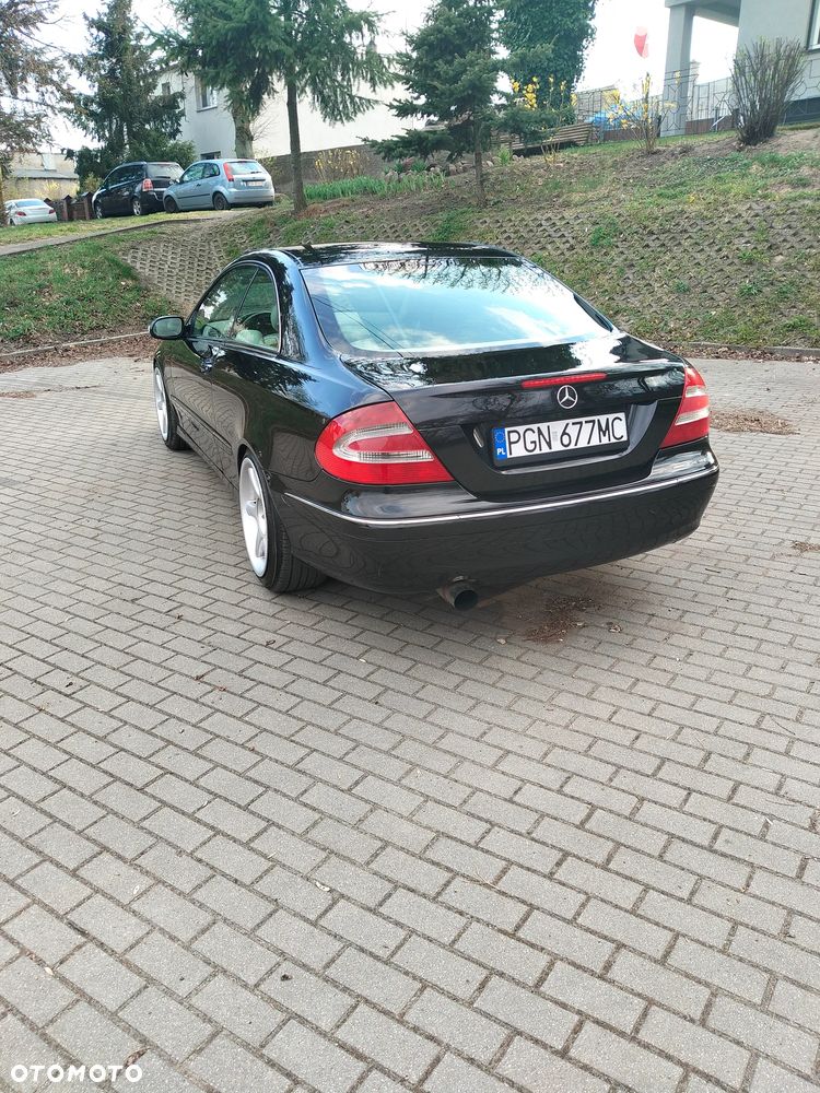 Mercedes-Benz CLK - 3