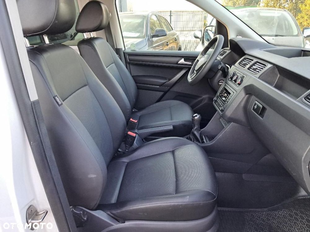 Volkswagen Caddy - 23