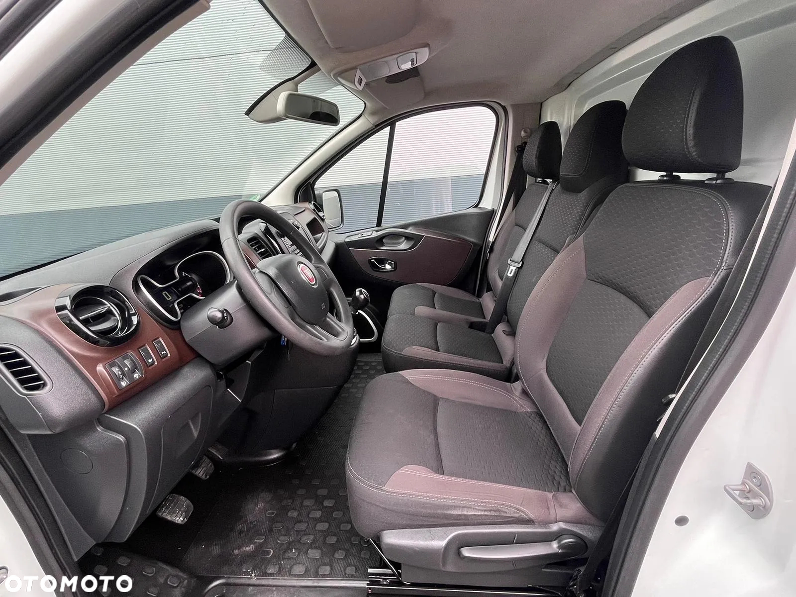 Renault Trafic - 6