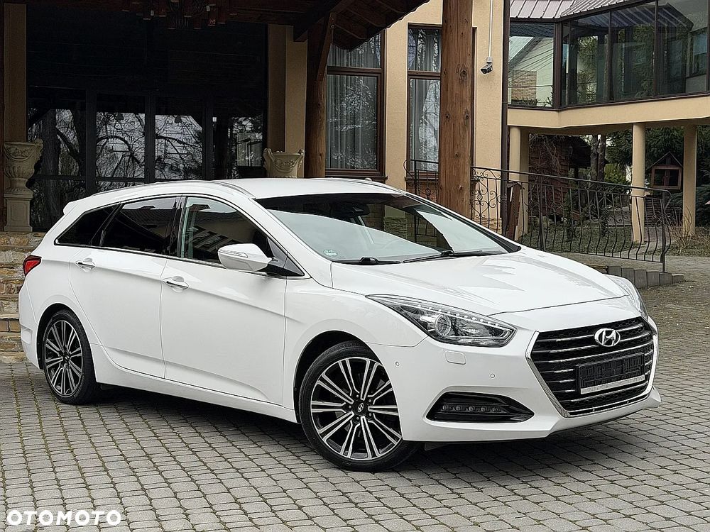 Hyundai i40 Kombi blue 1.7 CRDi DCT Premium - 3