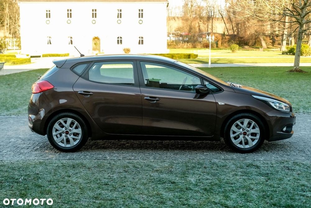 Kia Ceed 1.4 CVVT Vision - 6
