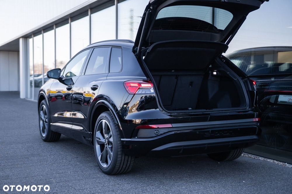 Audi Q4 e-tron - 7